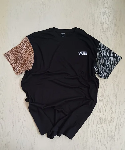 تیشرت اورجینال vans